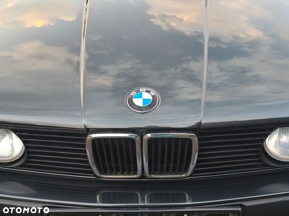 BMW Seria 3 - 12