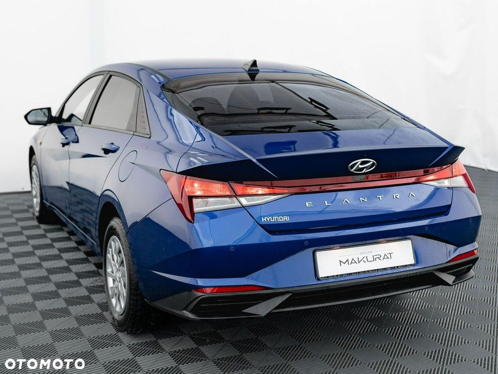 Hyundai Elantra 1.6 Modern - 5