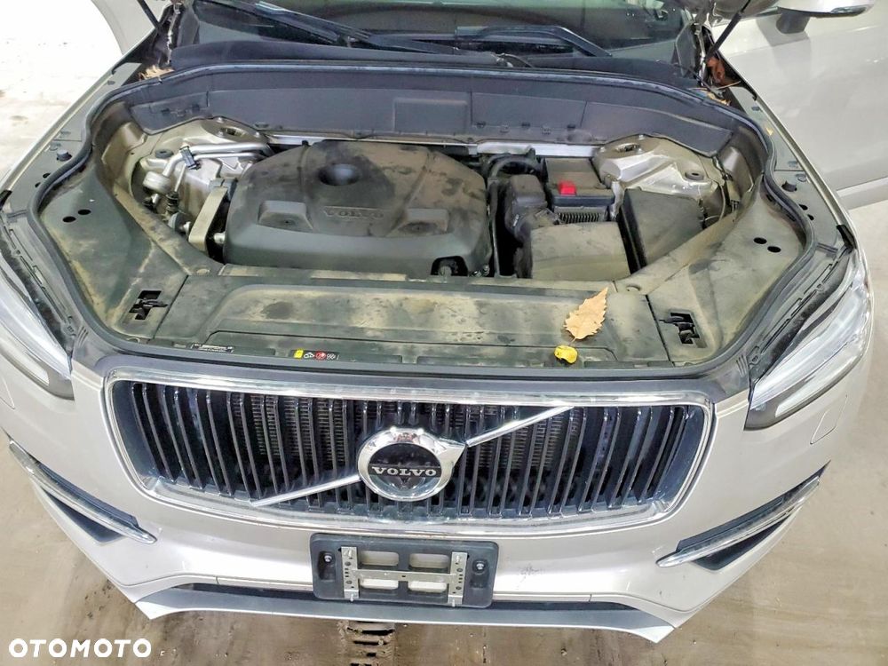 Volvo XC 90 T6 AWD Geartronic Momentum - 11