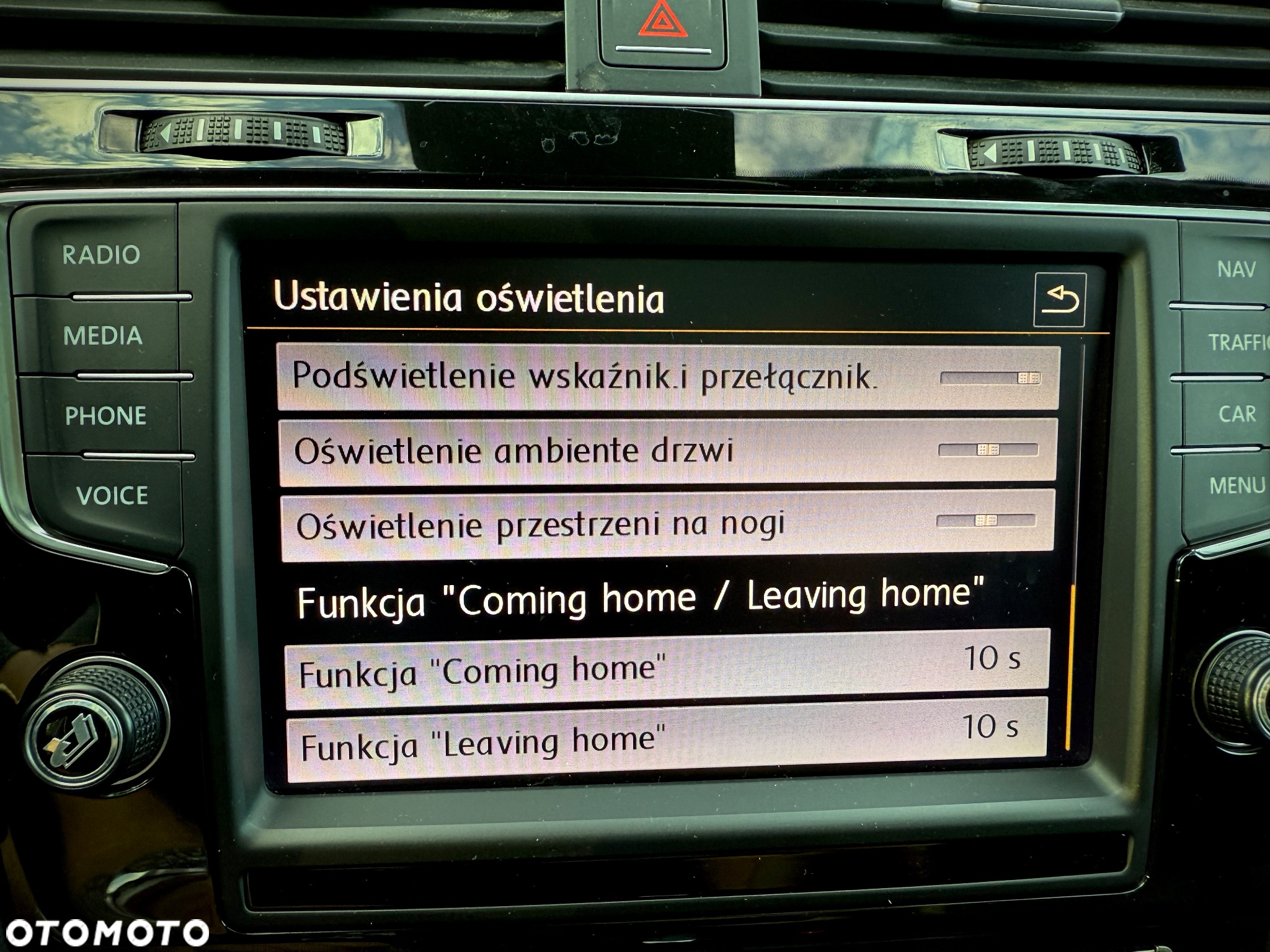 Volkswagen Golf VII 2.0 TDI BMT Highline DSG - 21