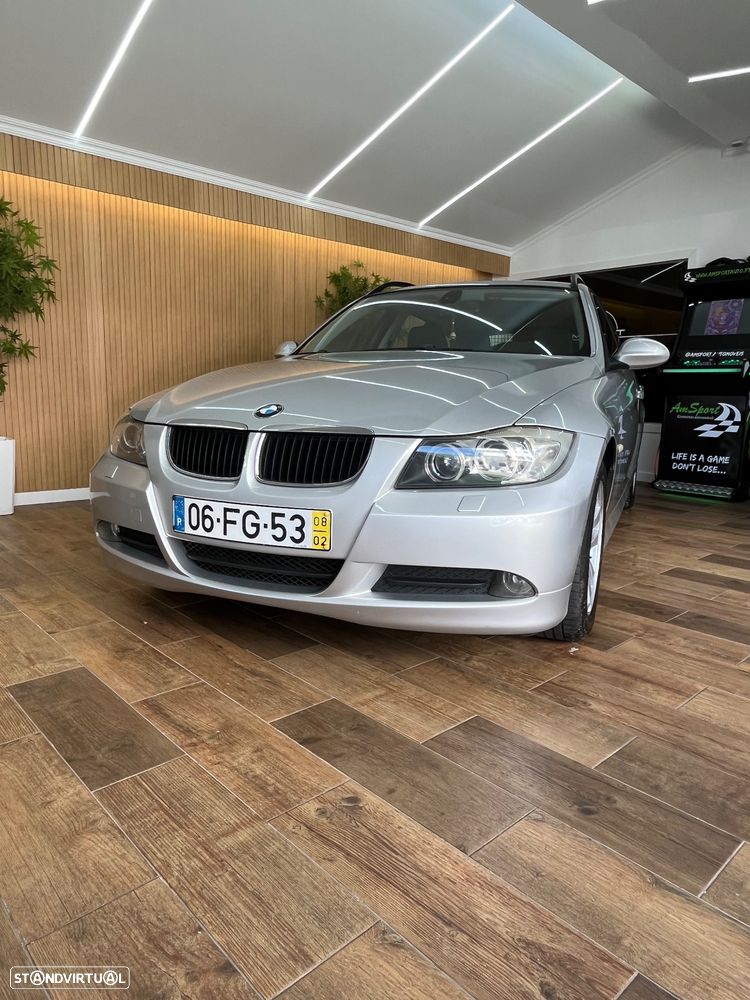 BMW 320 d EfficientDynamics - 49