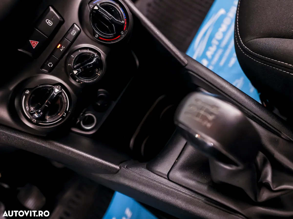 Peugeot 208 1.2 L PureTech Access - 17