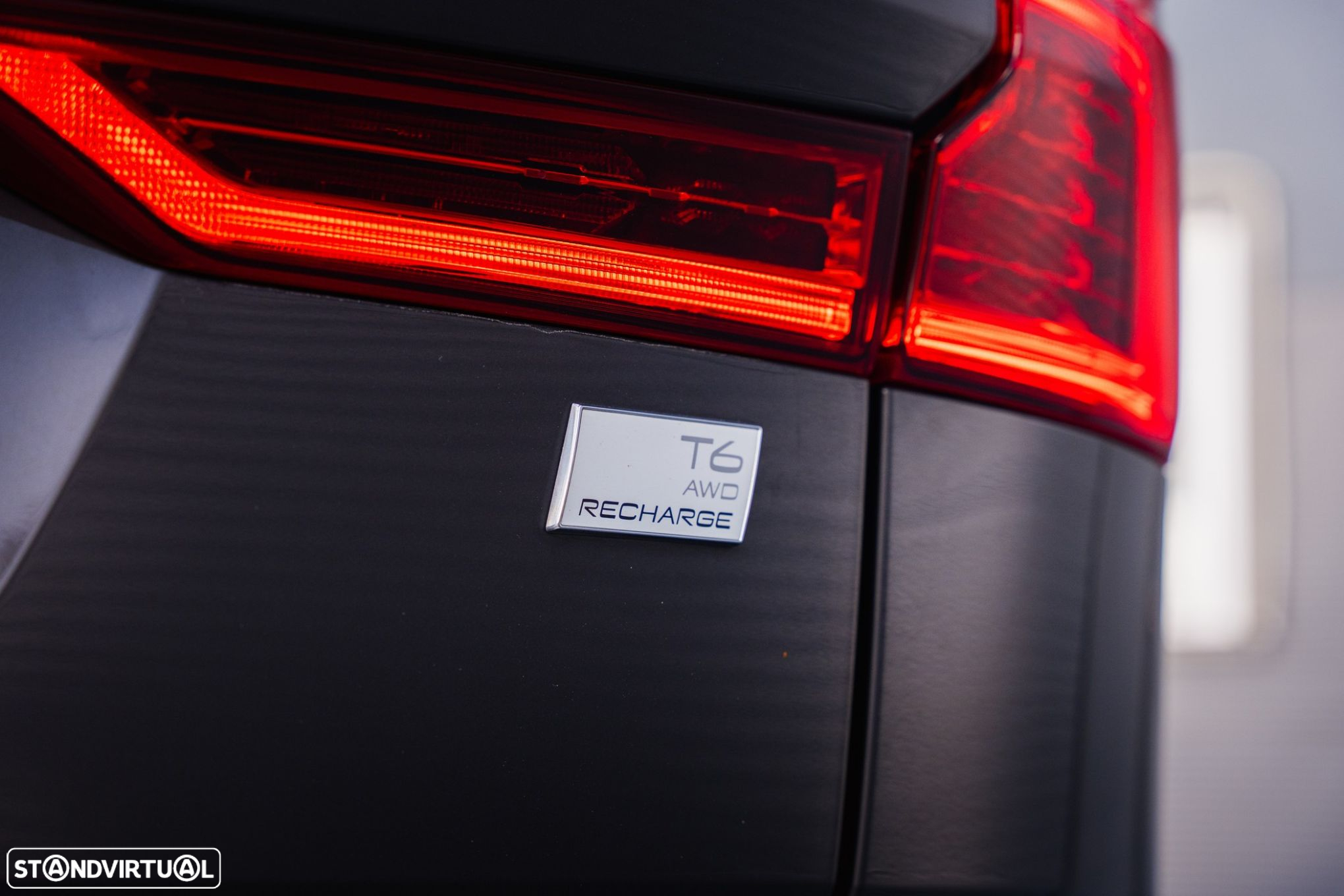 Volvo XC 60 2.0 T6 PHEV R-Design AWD - 41