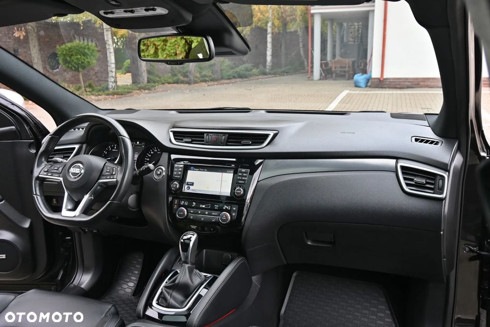 Nissan Qashqai 1.2 DIG-T Xtronic TEKNA+ - 29
