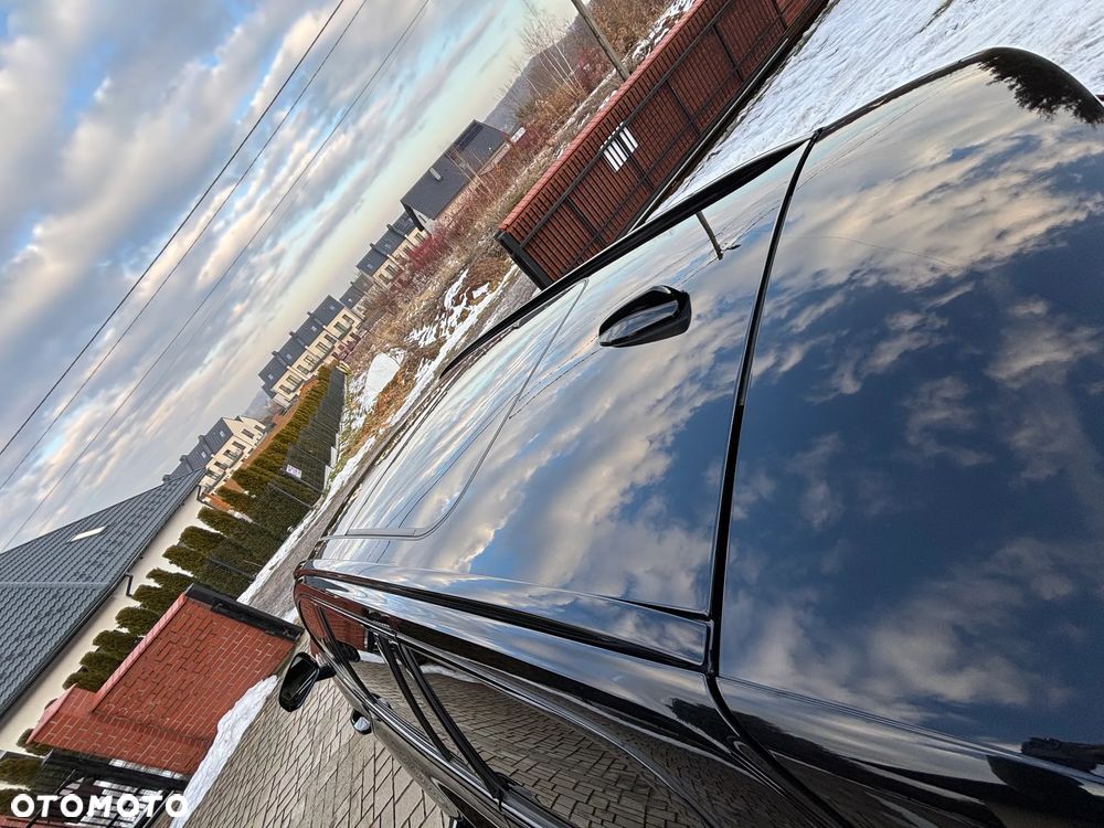 Volvo V60 T8 AWD Recharge Geartronic RDesign - 29
