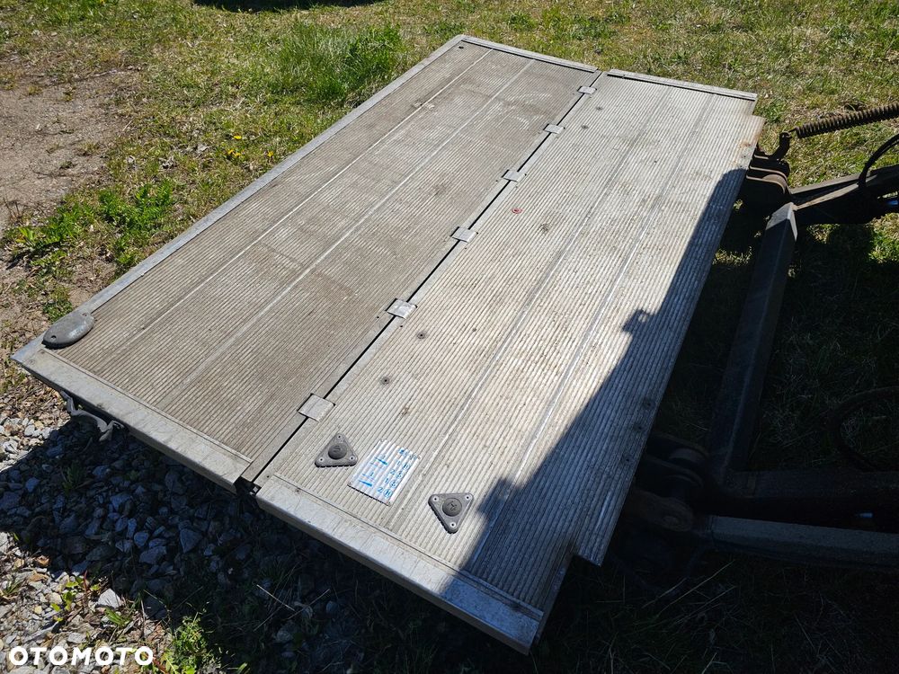 WINDA KLAPA RAMPA ZAŁADOWCZA SKŁADANA CHOWANA BAR TYP BC 1000F2-A1 1000 kg - 2