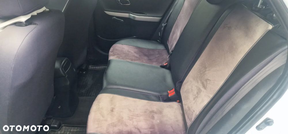 Kia Ceed 1.6 CRDi L - 5