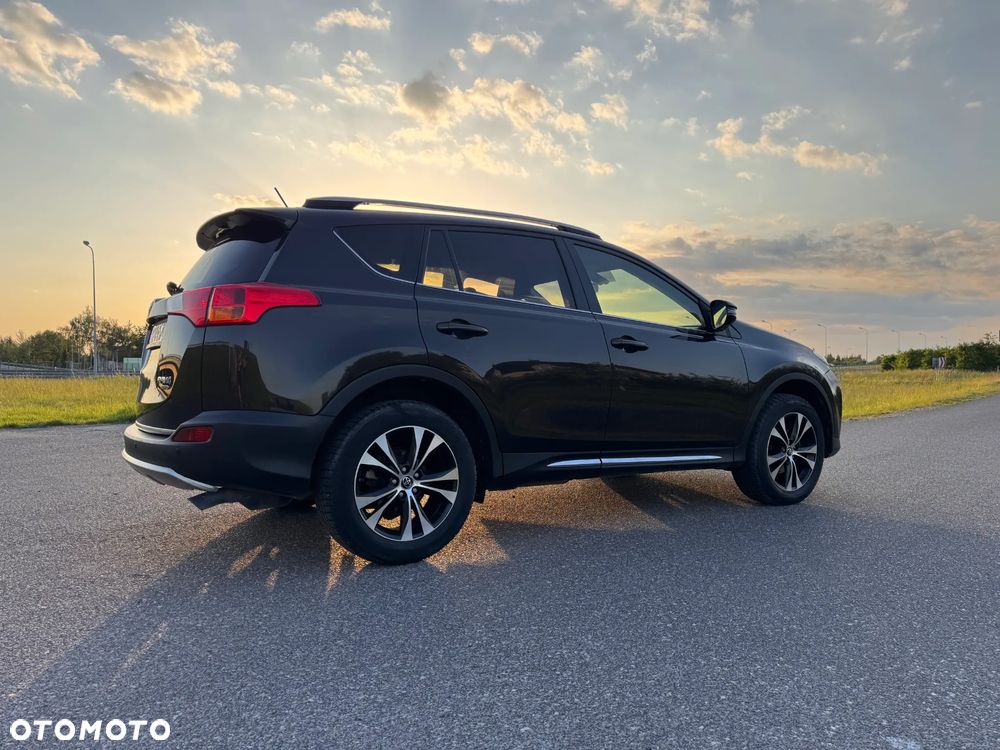 Toyota RAV4 2.0 D-4D Premium 4x2 - 3