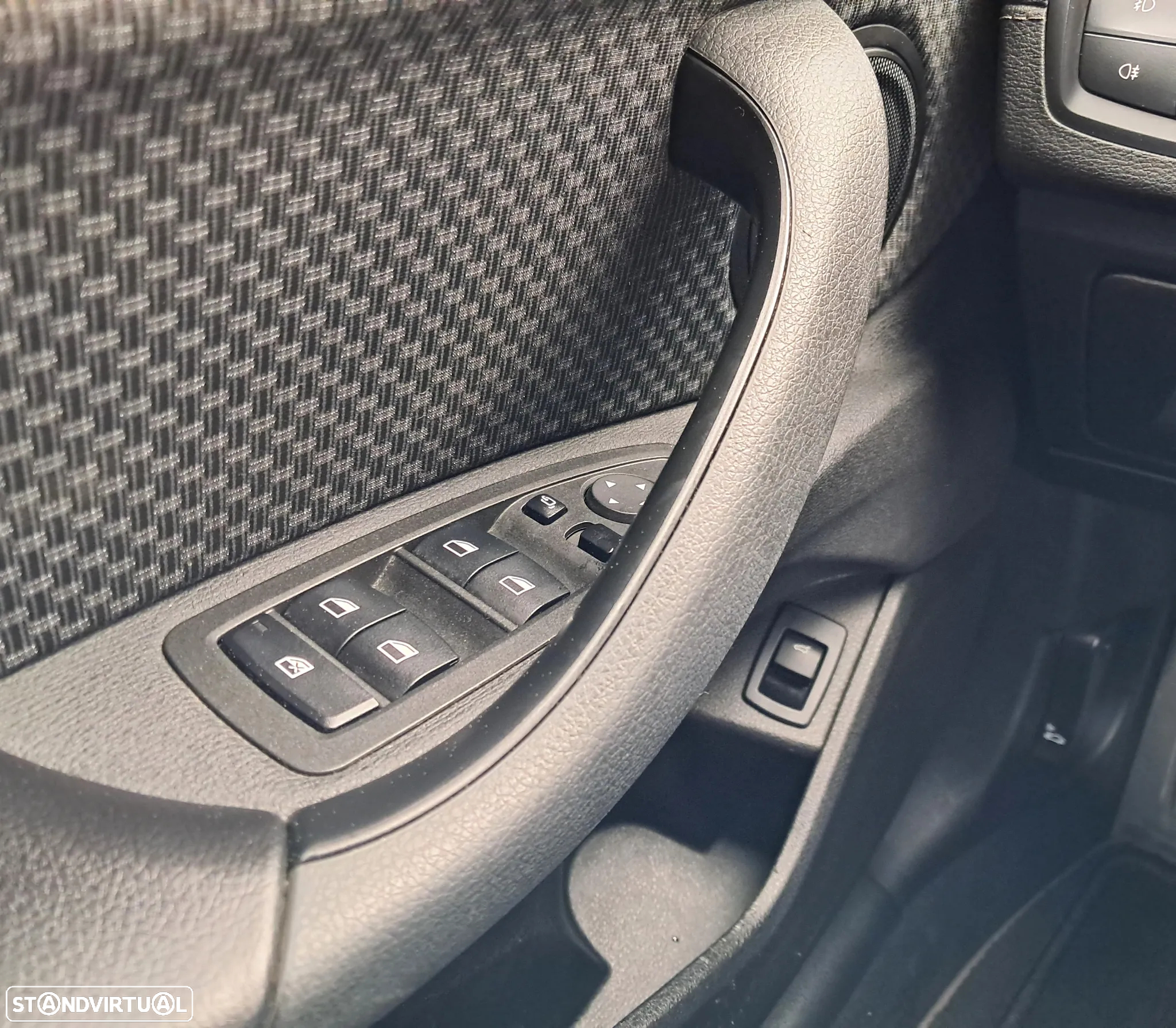 BMW X2 18 d sDrive Auto Advantage - 18