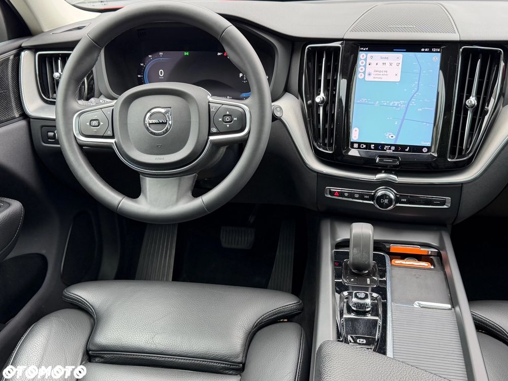 Volvo XC 60 T6 Plug-In Hybrid AWD Inscription - 25