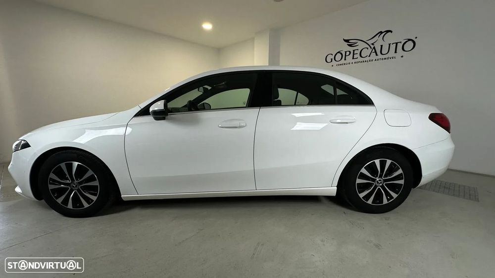 Mercedes-Benz CLA 180 d Progressive - 4