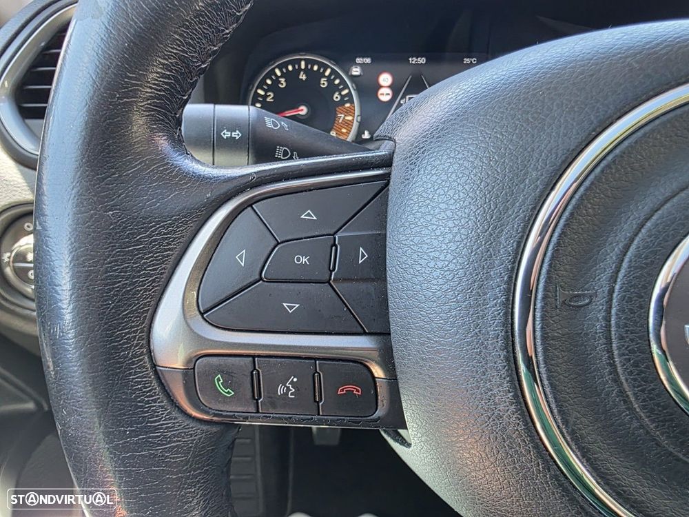 Jeep Renegade 1.0 T Limited - 24