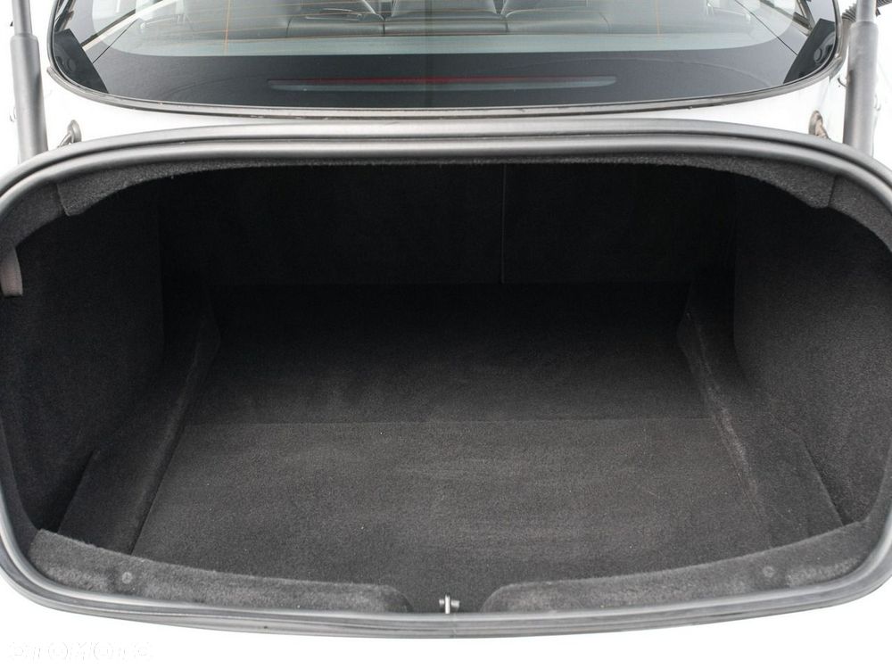 Tesla Model 3 - 26