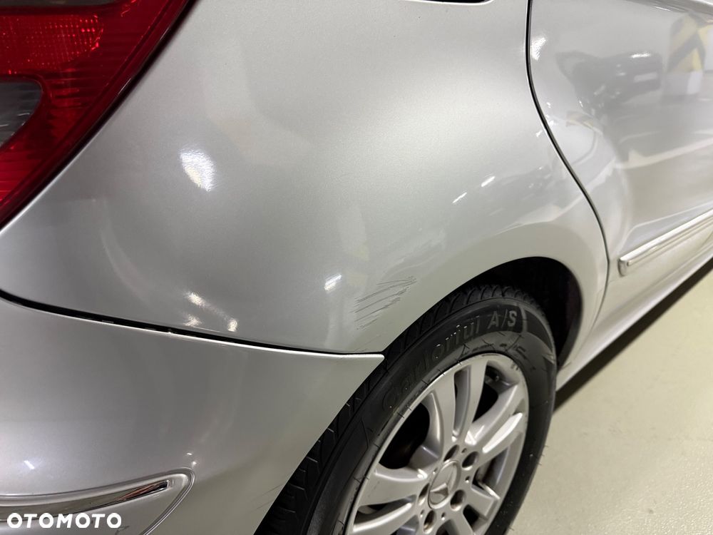 Mercedes-Benz Klasa A 180 CDI Autotronic Avantgarde Edition 10 - 25