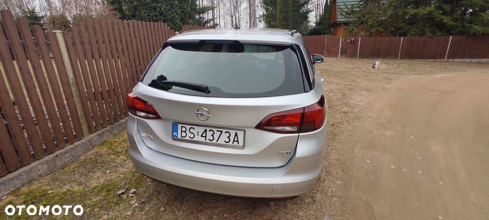 Opel Astra 1.6 CDTI Enjoy - 10