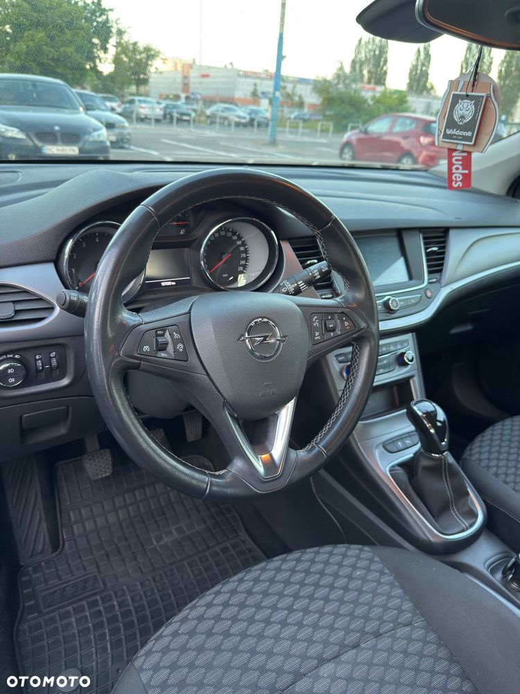 Opel Astra - 35