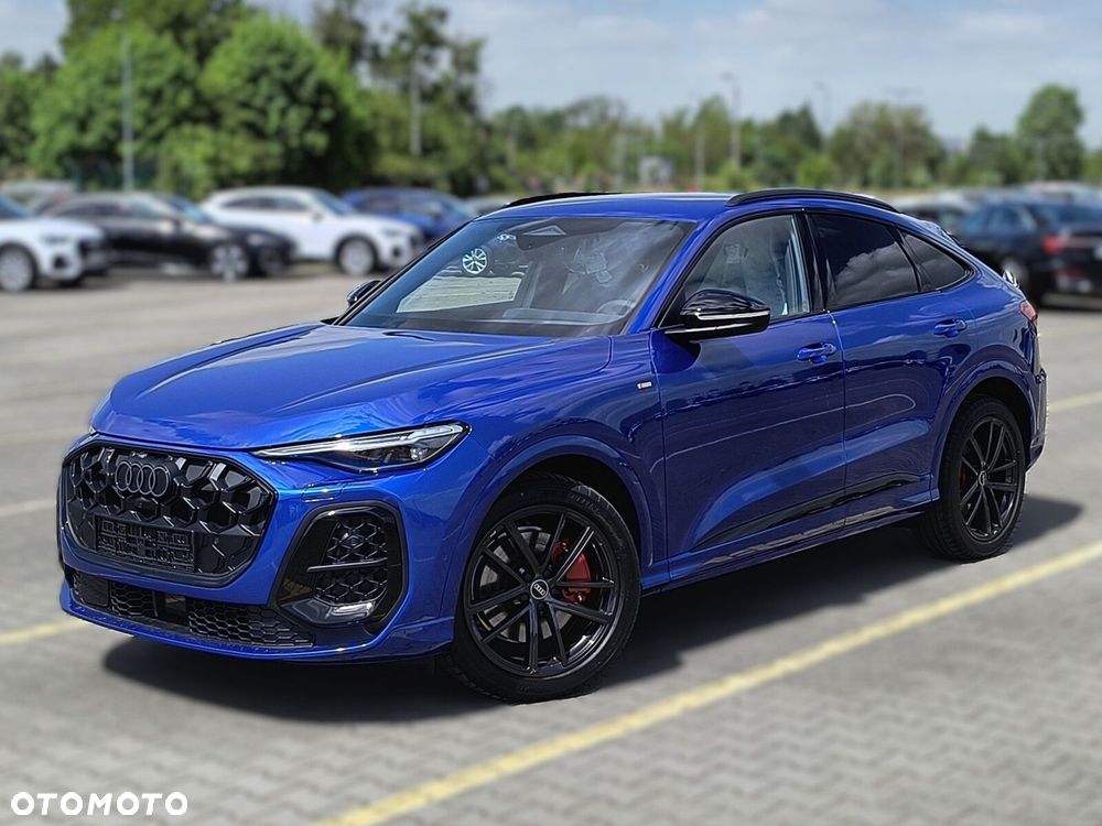 Audi Q5 Sportback - 9