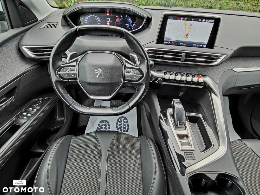 Peugeot 5008 - 23