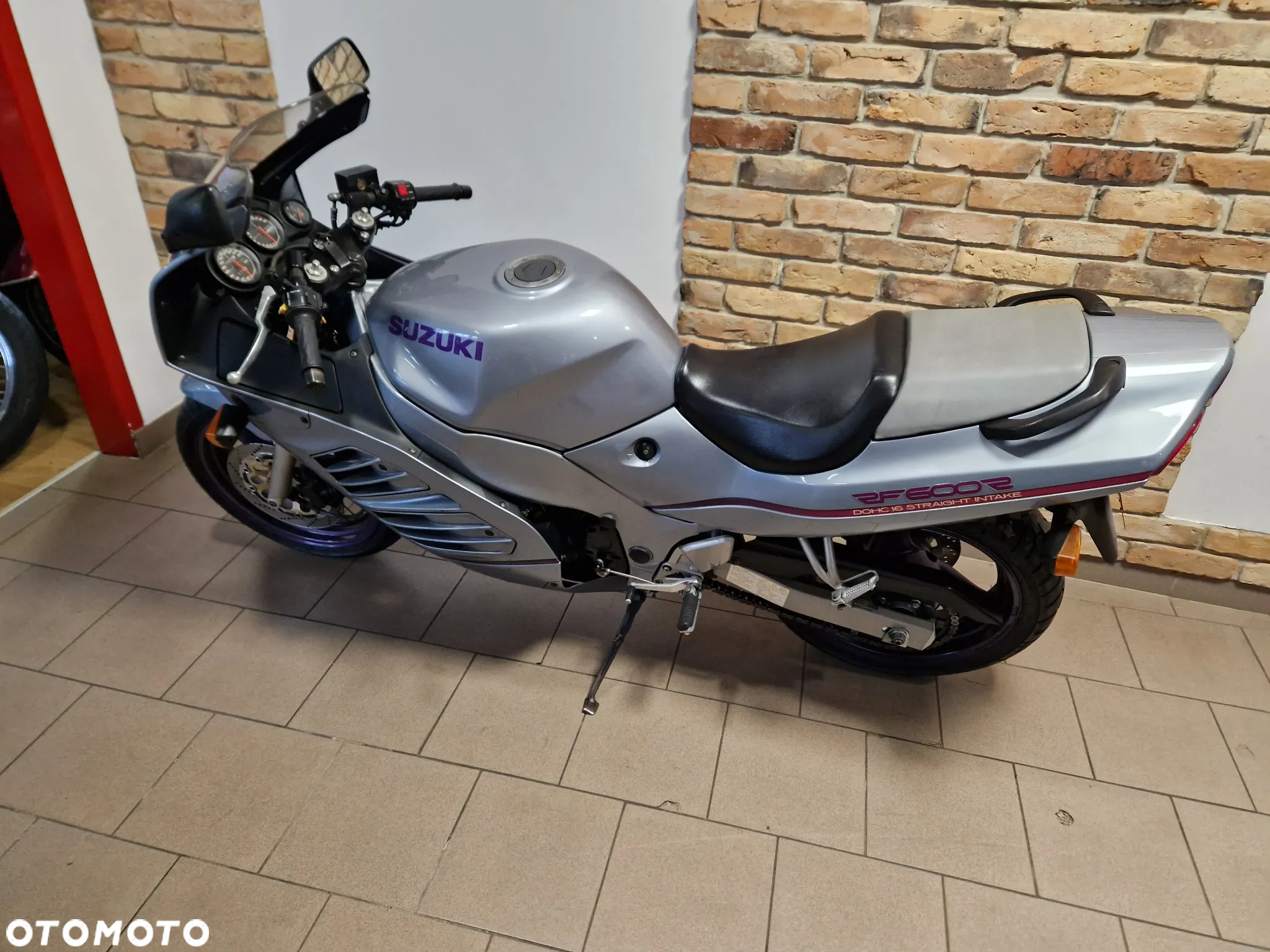 Suzuki RF - 9