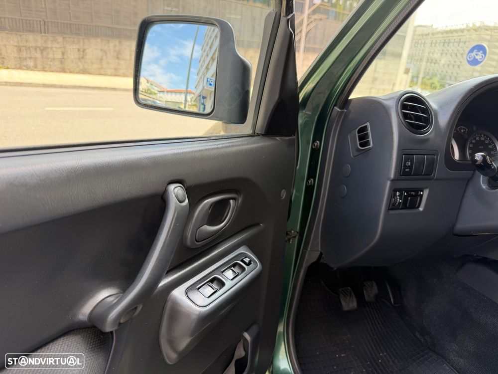 Suzuki Jimny 1.3 VVT 16V JLX - 13