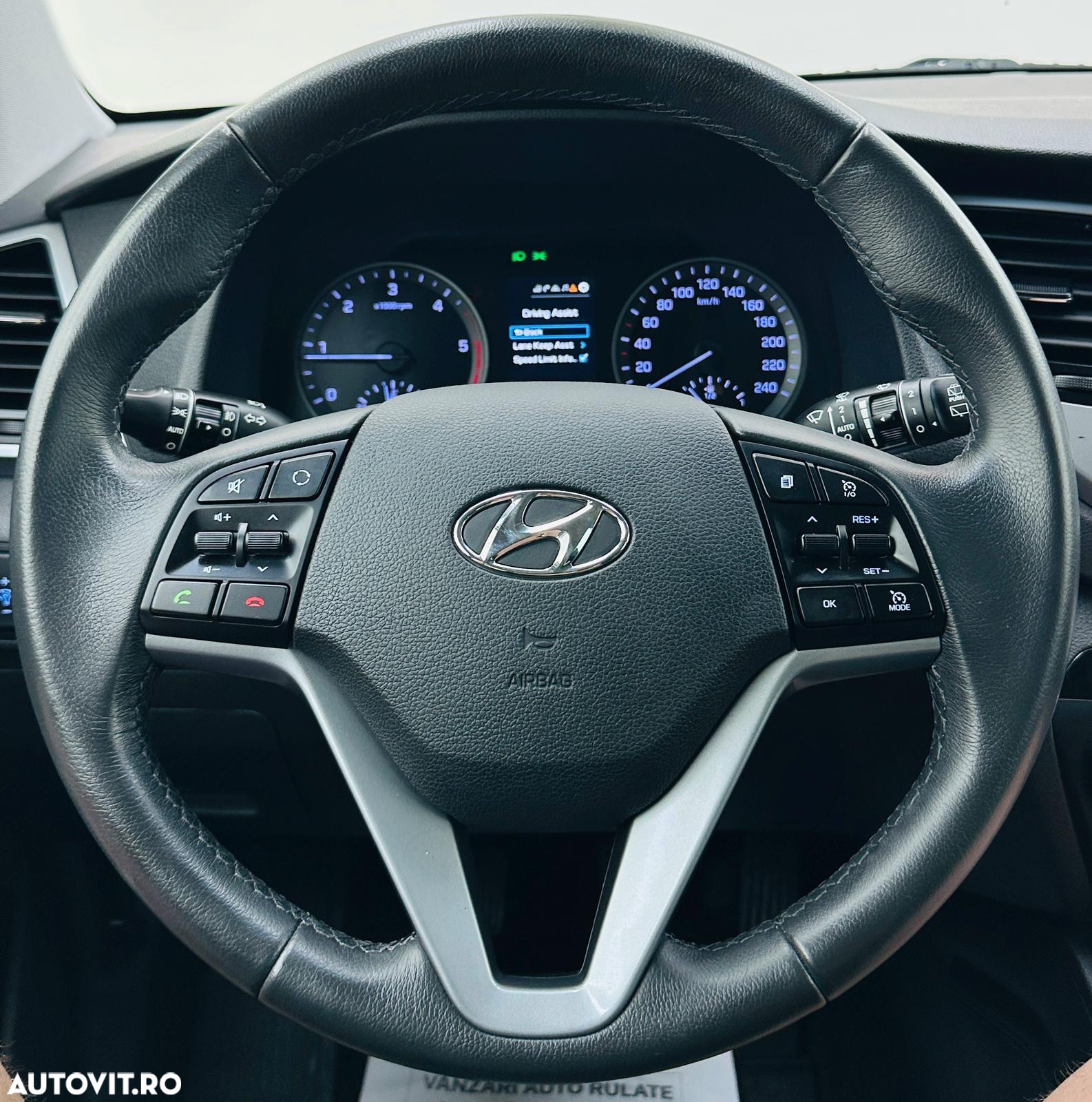 Hyundai Tucson - 37