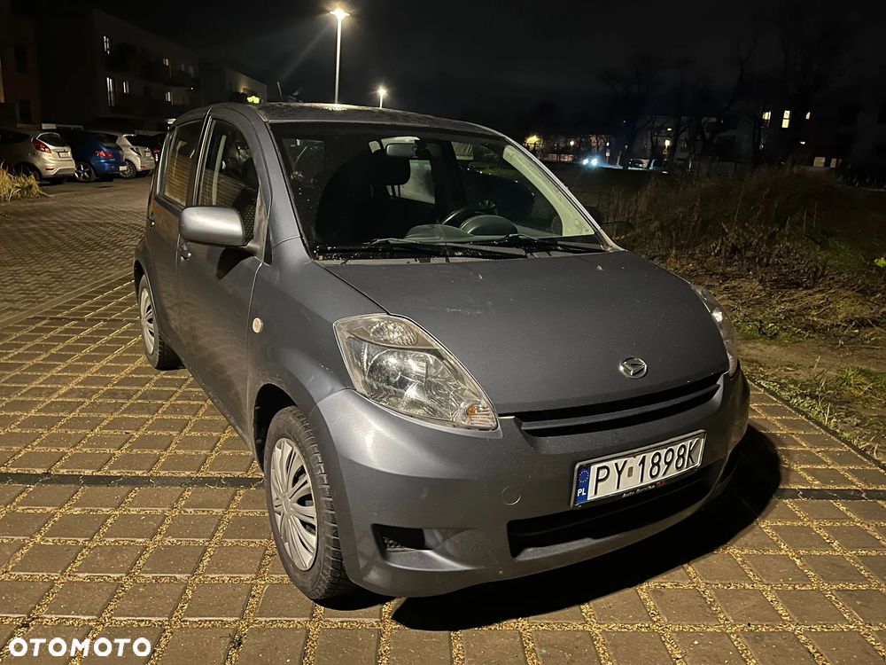 Daihatsu Sirion 1.3 S 100th Anniversary - 4