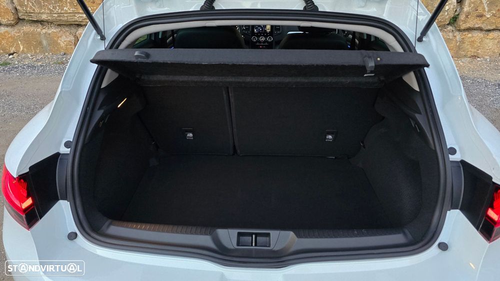 Renault Mégane 1.3 TCe Intens EDC - 60