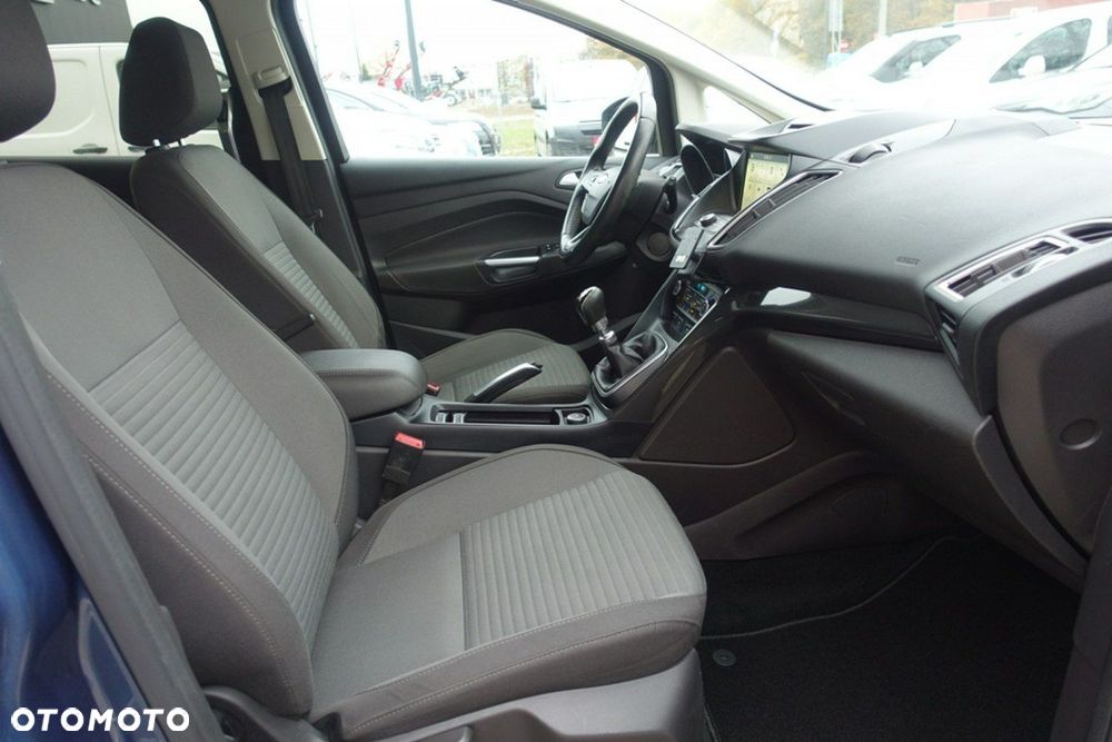 Ford Grand C-MAX - 14