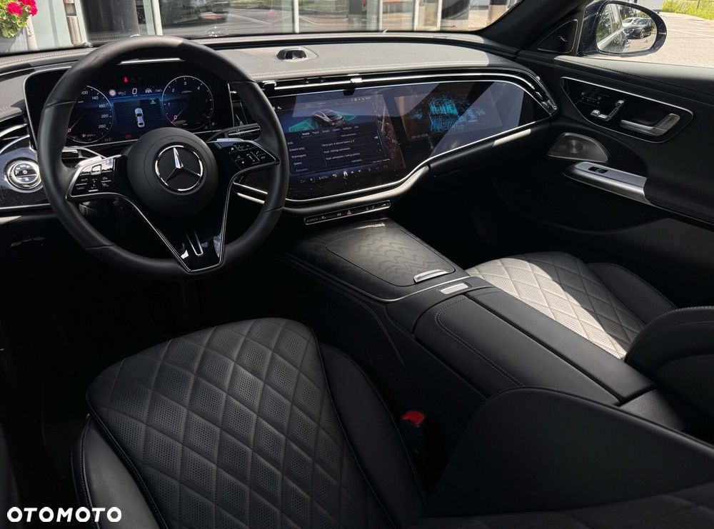 Mercedes-Benz Klasa E 220 d mHEV 4-Matic Exclusive 9G-Tronic - 22