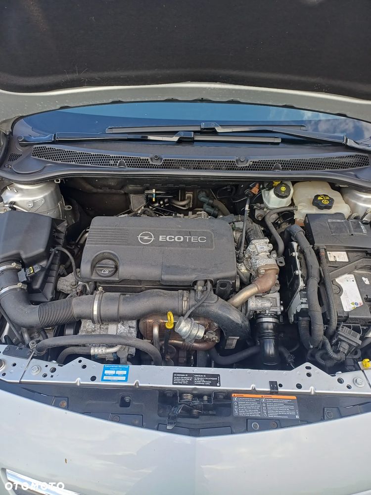 Opel Astra 1.7 CDTI ecoFLEX - 19