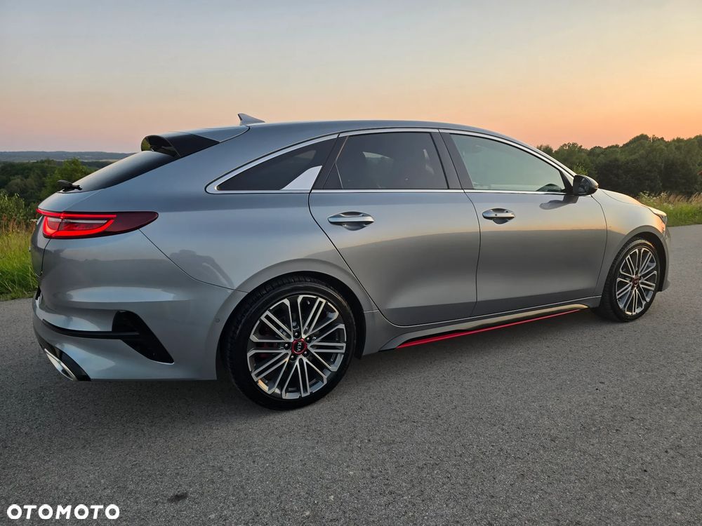 Kia ProCeed 1.6 T-GDI DCT7 OPF GT - 12