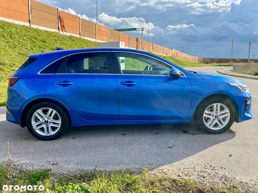 Kia Ceed - 10