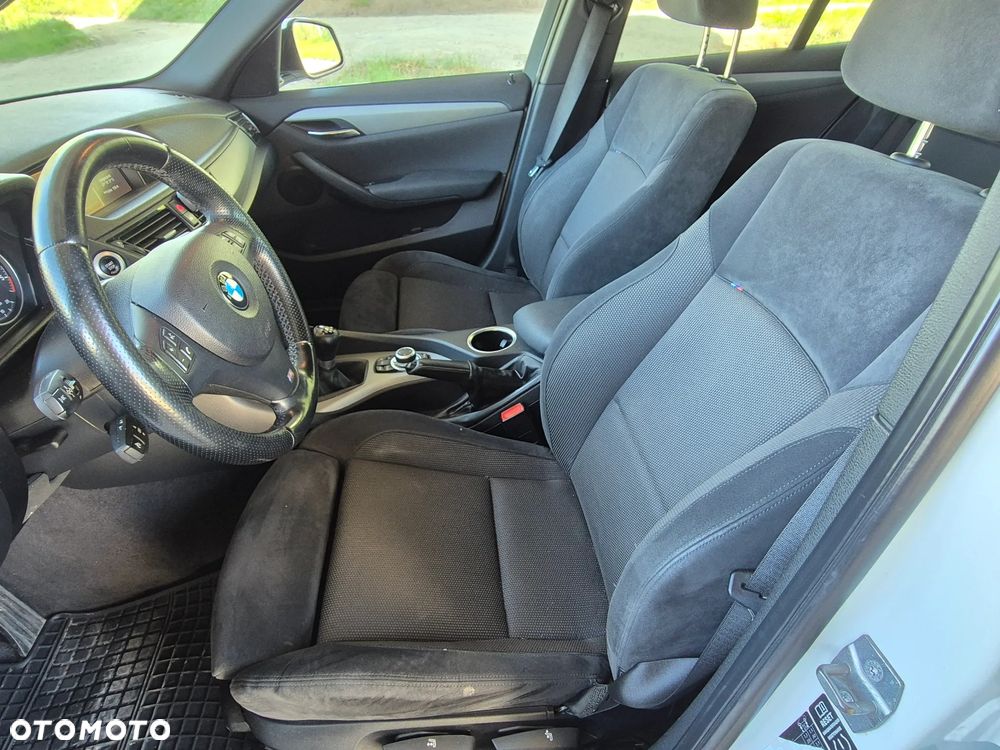 BMW X1 - 24