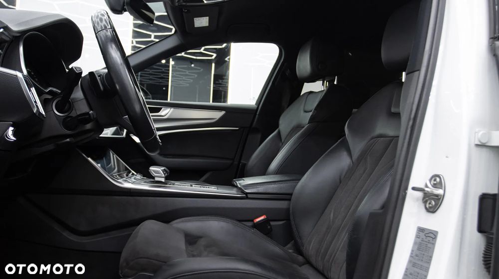 Audi A6 Avant 40 TDI mHEV Sport S tronic - 14