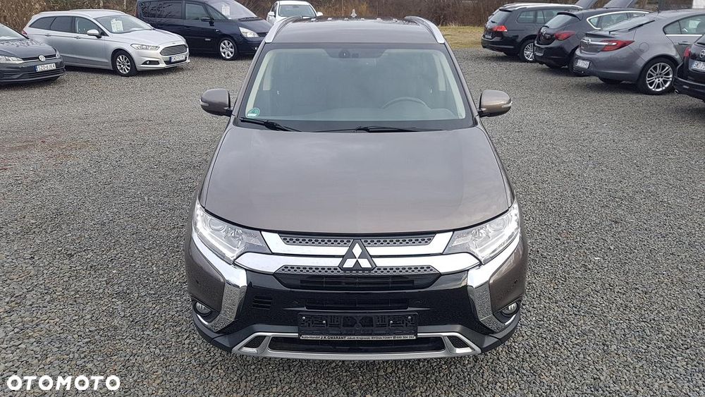 Mitsubishi Outlander 2.0 2WD CVT Spirit - 9