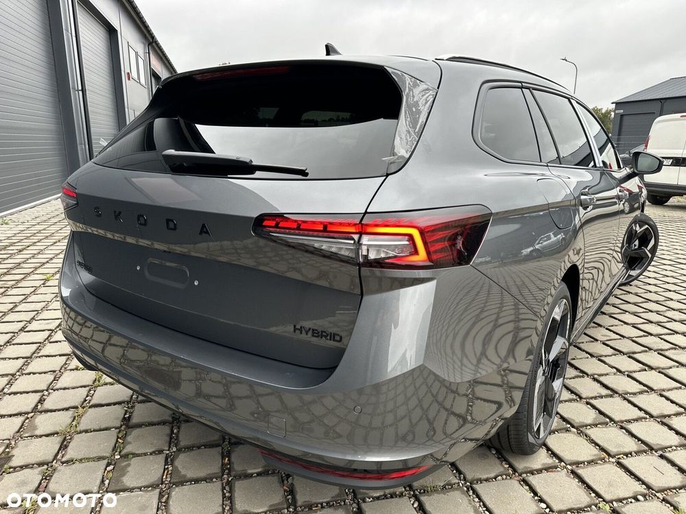 Skoda Superb 1.5 TSI mHEV Sportline DSG - 35