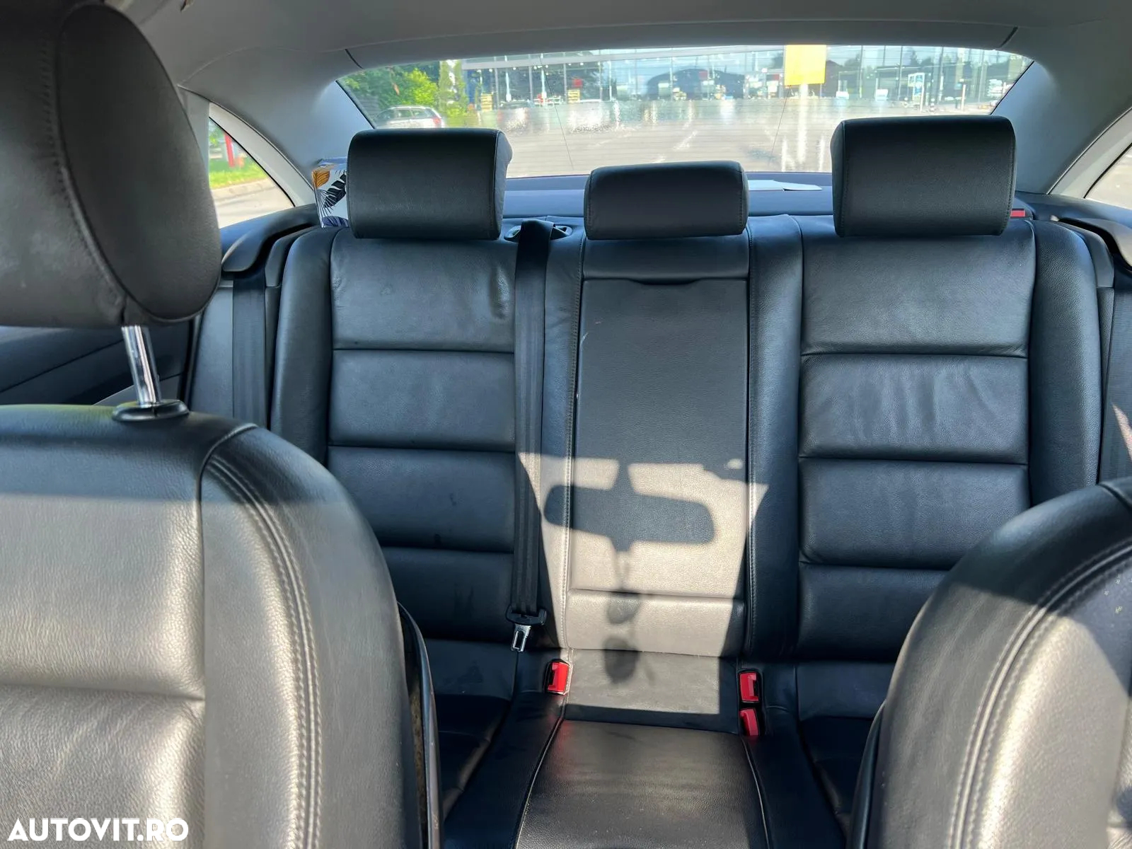 Audi A6 2.0 TDI DPF Avant - 12