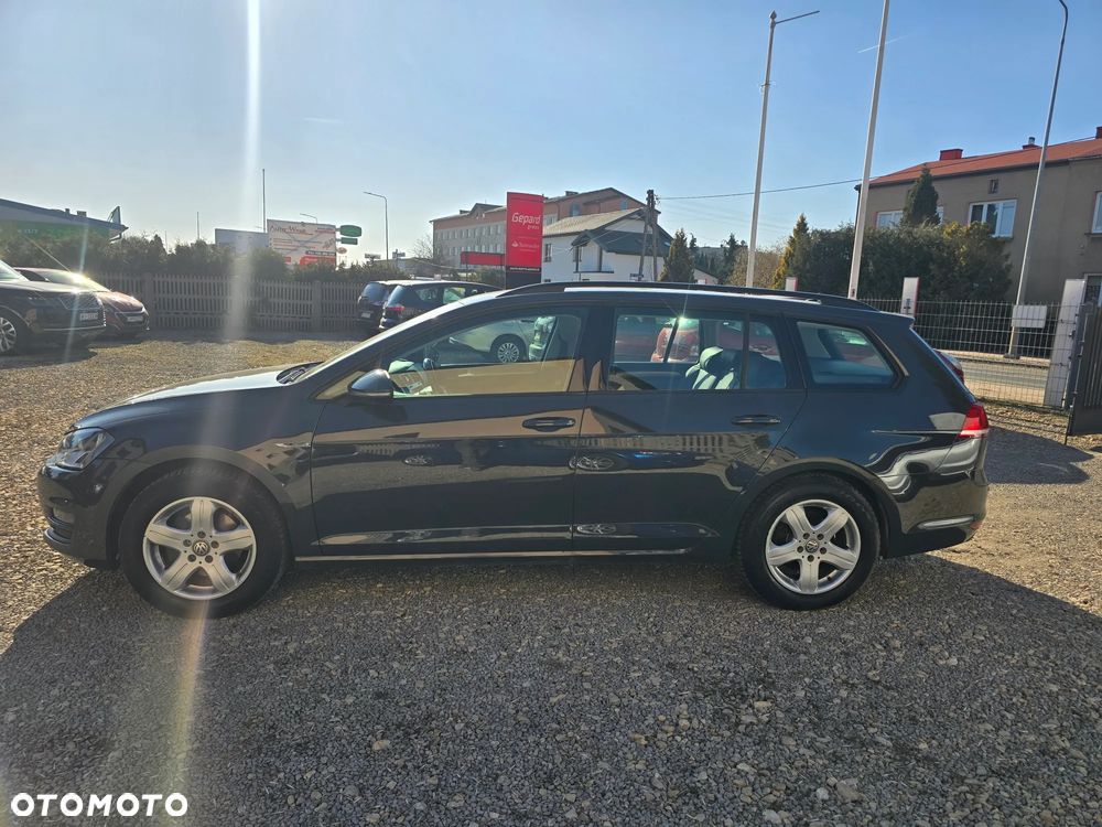 Volkswagen Golf 1.2 TSI BMT Comfortline - 27