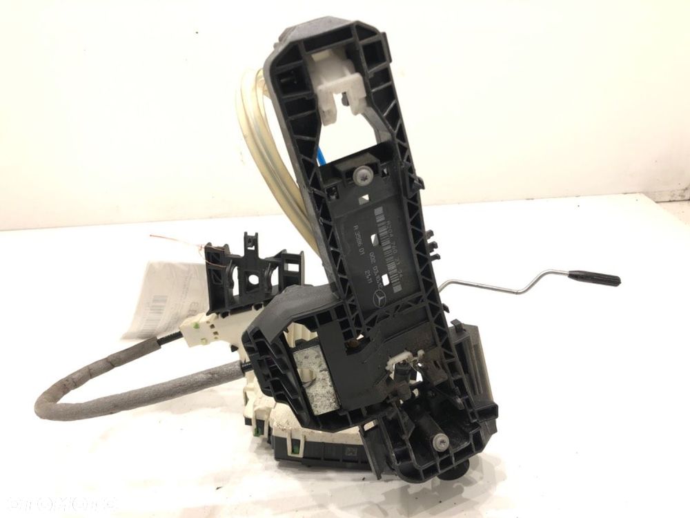 ZAMEK DRZWI LEWY TYŁ  MERCEDES-BENZ KLASA B Sports Tourer (W246, W242) 2011 - 2018 B 180 (246.242) - 2