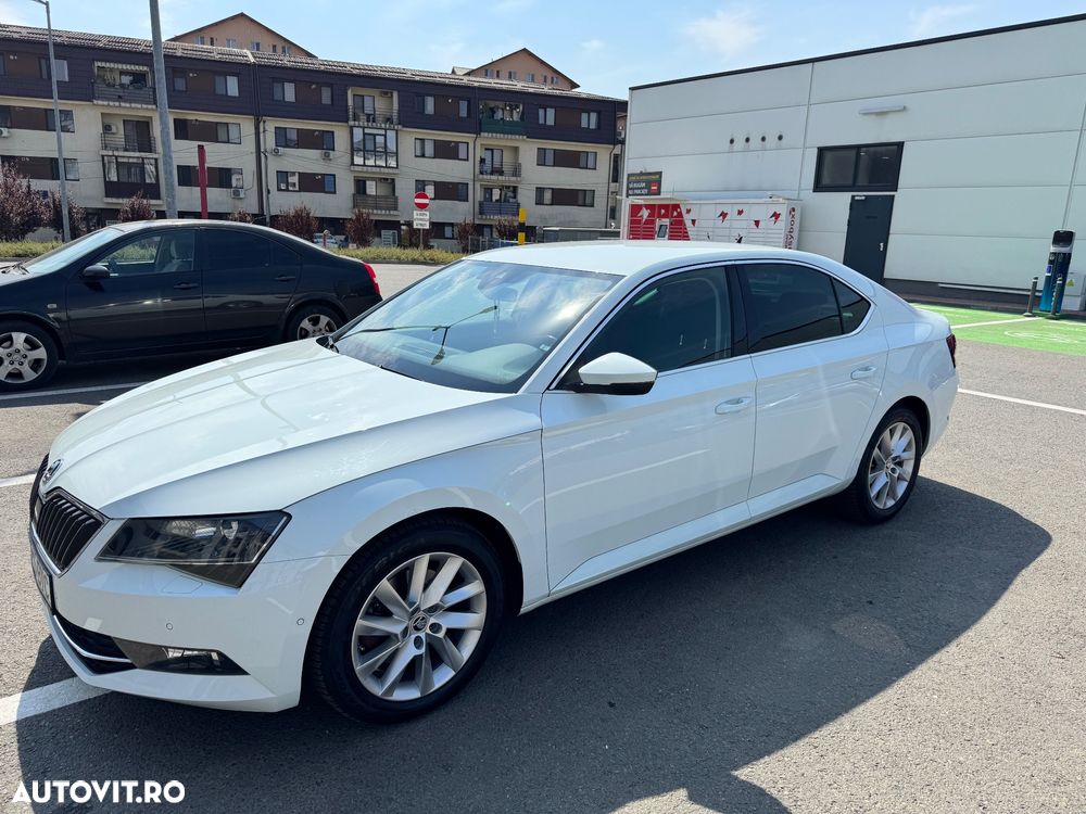 Skoda Superb 2.0 TDI DSG Style - 14