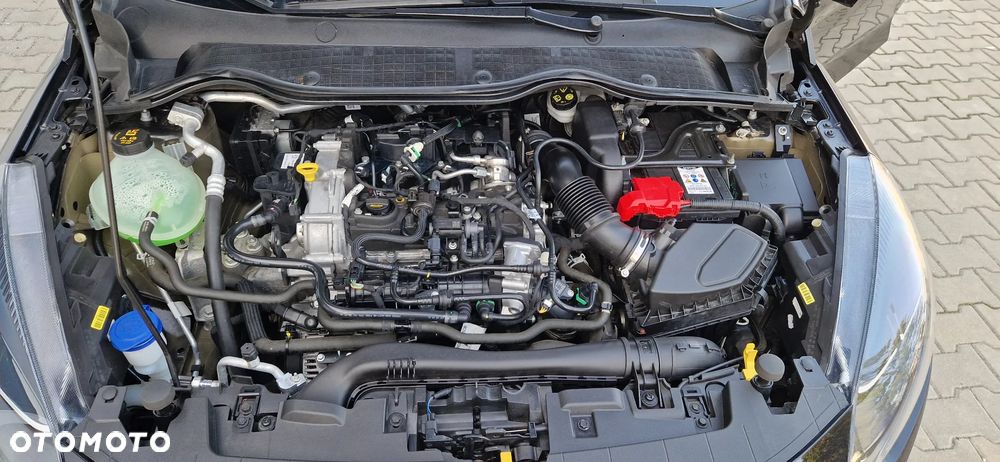 Ford Fiesta 1.0 EcoBoost Hybrid S&S TITANIUM - 24