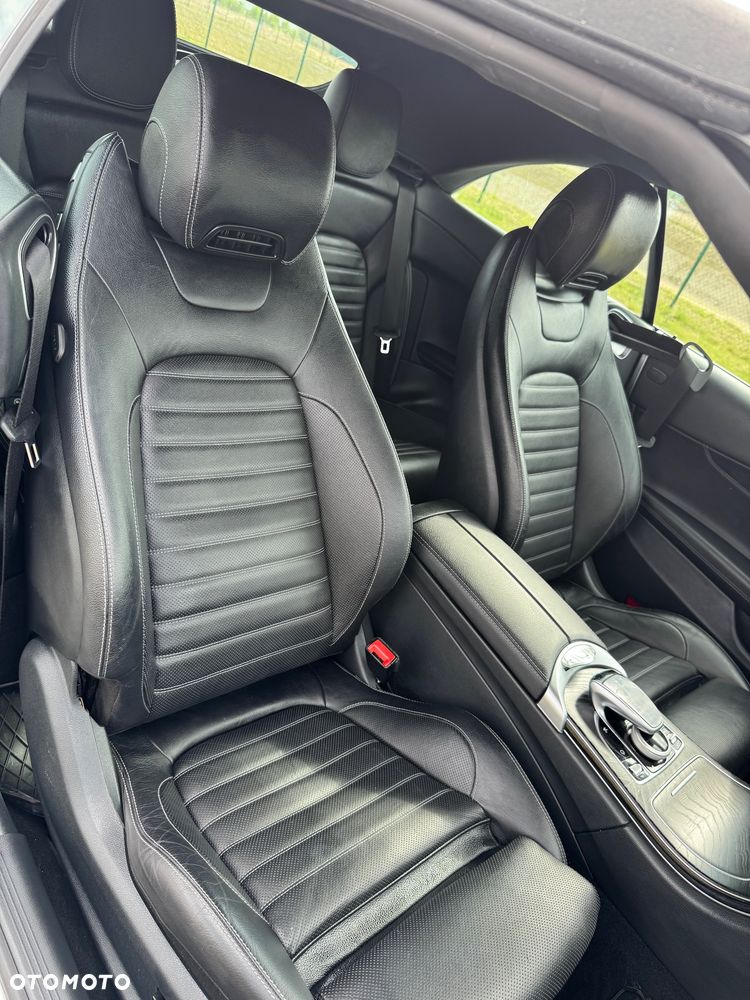 Mercedes-Benz Klasa C 220 d 4Matic 9G-TRONIC - 19
