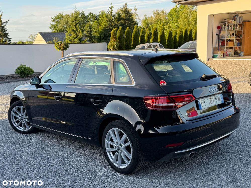 Audi A3 Sportback 30 TDI S tronic design - 15
