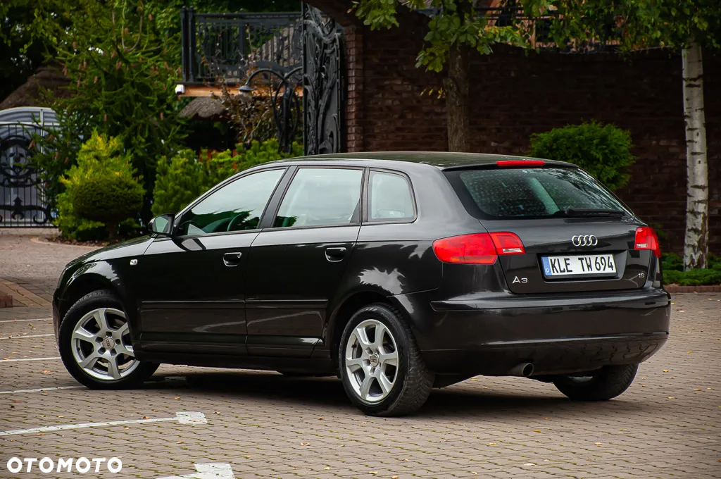 Audi A3 1.6 Ambiente - 13