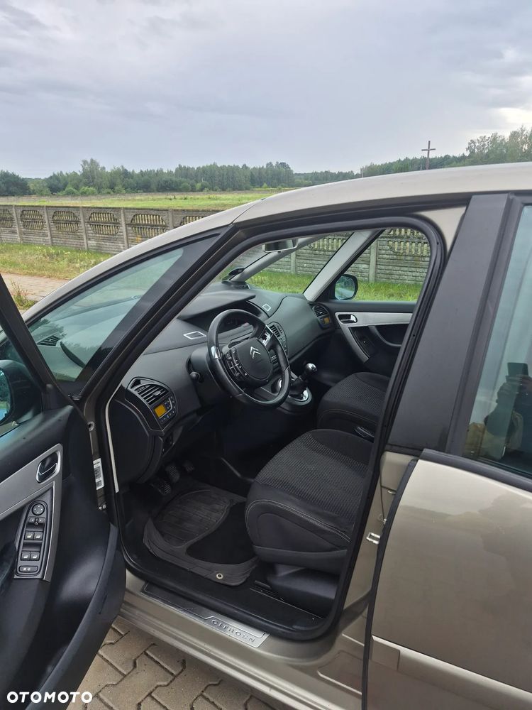 Citroën C4 Picasso - 12