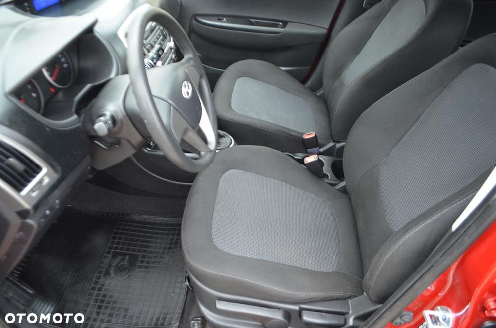 Hyundai i20 1.25 Comfort - 14