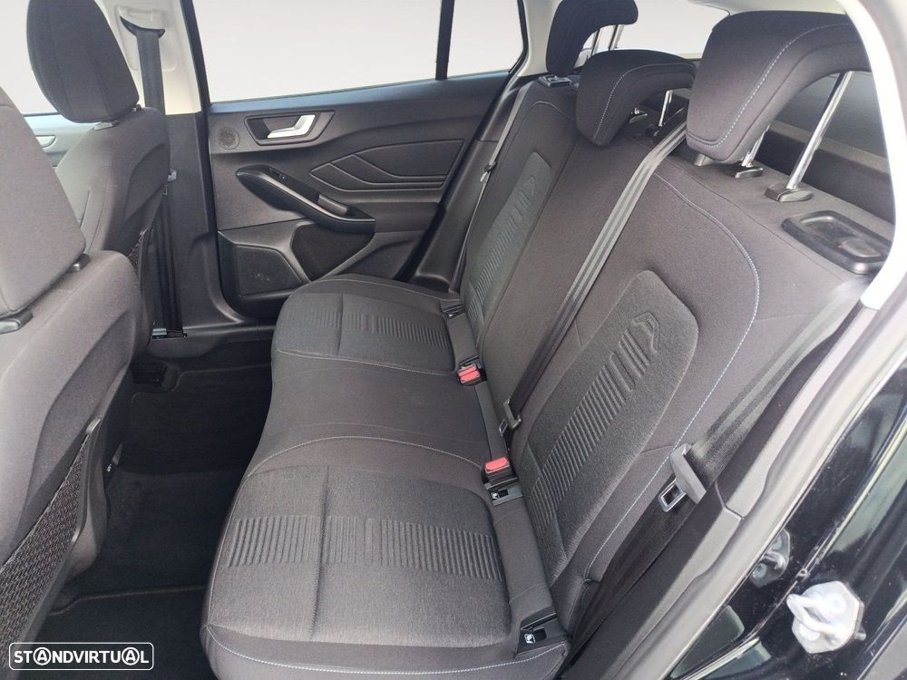 Ford Focus 1.0 EcoBoost Active X Aut. - 13