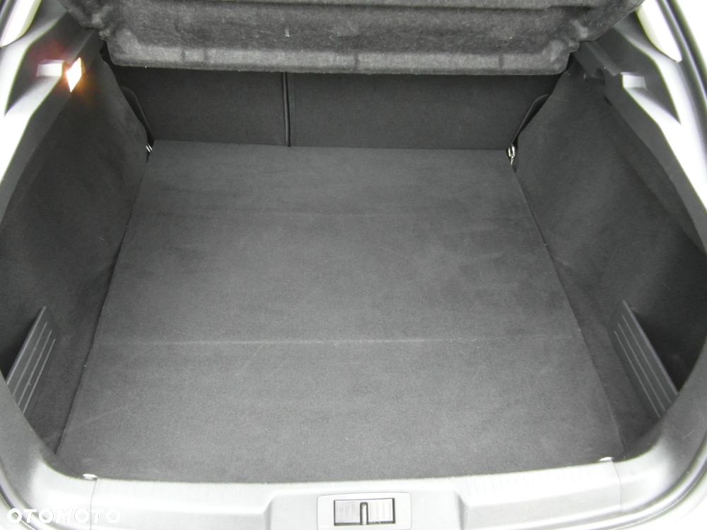 Renault Laguna ENERGY dCi 175 FAP Start & Stop GT - 7