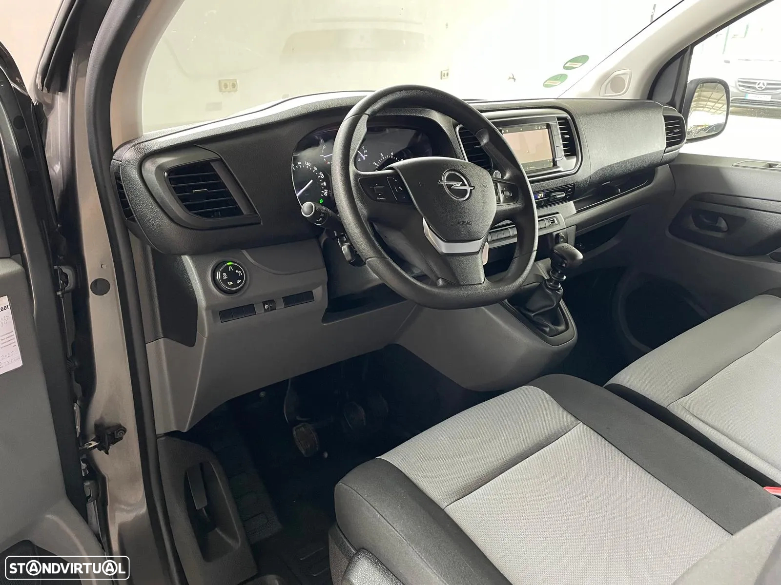 Opel Vivaro 1.5 CDTi L1H1 Essentia - 6