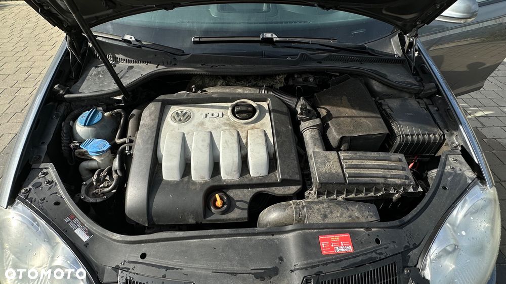 Volkswagen Jetta 1.9 TDI Trendline - 26